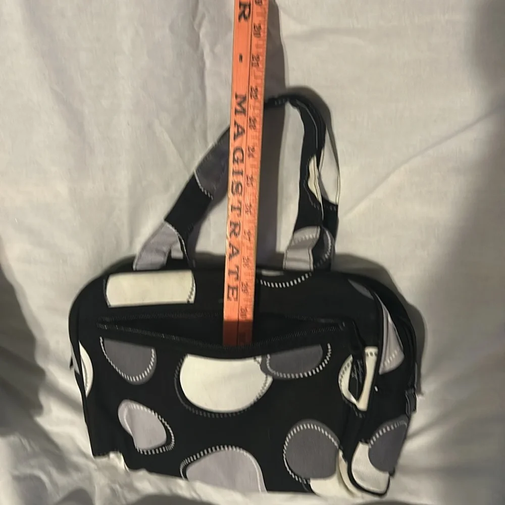 “31”travel Happy Dot makeup bag vinyl lined zip close,1 outside1 inside pocket